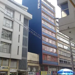 Manila Plaza ** بوغوتا